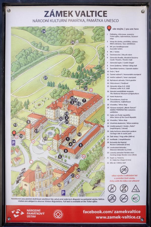 Penzion Alenka Valtice Exterior foto